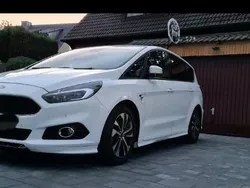 Weiß Gebraucht 2019 Ford S-MAX ST Van / Kleinbus | 24.999 € (Etwas zu teuer)