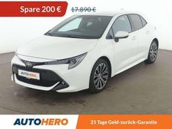 Super (pure) white ii Gebraucht 2021 Toyota Corolla Team Limousine | 17.690 € (Fairer Preis)