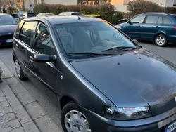 Grau Gebraucht 2002 Fiat Punto Kleinwagen | 850 € (Guter Preis)