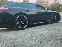 Schwarz Gebraucht 2011 Porsche Panamera 4S Limousine | 24.500 € (Etwas zu teuer)