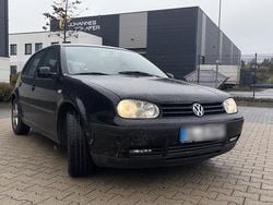 Schwarz Gebraucht 2001 VW Golf IV Limousine | 650 € (Superpreis)