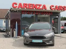 Grau Gebraucht 2017 Ford Focus Business Edition Limousine | 7.900 € (Fairer Preis)