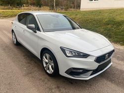 Weiß Neu 2025 Seat Leon FR Limousine | 24.480 € (Superpreis)