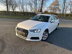 Weiß Gebraucht 2016 Audi A4 Attraction Kombi | 12.800 € (Guter Preis)