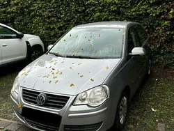 Grau Gebraucht 2009 VW Polo Limousine | 2.000 € (Guter Preis)