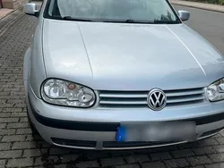 Grau Gebraucht 2003 VW Golf IV Basis Kleinwagen | 500 € (Superpreis)