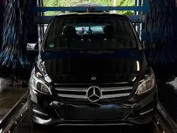 Schwarz Gebraucht 2018 Mercedes B200 Van / Kleinbus | 13.333 € (Superpreis)