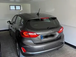 Grau Gebraucht 2018 Ford Fiesta Titanium Kleinwagen | 10.500 € (Guter Preis)