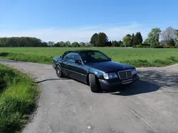 Mercedes E200