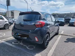 Grau Gebraucht 2022 Hyundai i10 Trend Kleinwagen | 13.000 € (Guter Preis)