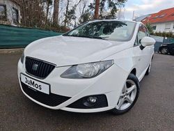 Weiß Gebraucht 2012 Seat Ibiza Reference Limousine | 3.050 € (Fairer Preis)