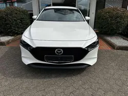 Satinweiß Gebraucht 2021 Mazda 3 Limousine | 19.990 € (Fairer Preis)