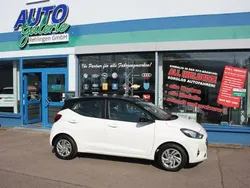 Weiß Gebraucht 2020 Hyundai i10 Style Kleinwagen | 14.990 € (Teuer)