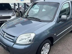 Lackierung eisengrau/metallic Gebraucht 2006 Citroën Berlingo Van / Kleinbus | 2.650 € (Etwas zu teuer)