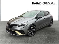 Grau Gebraucht 2024 Renault Clio V Engineered Limousine | 21.480 € (Fairer Preis)