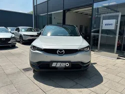 Weiß Gebraucht 2021 Mazda MX30 Ad'Vantage SUV | 13.900 € (Fairer Preis)