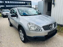 Grau Gebraucht 2010 Nissan Qashqai Visia SUV | 3.699 € (Superpreis)