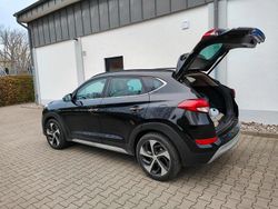 Schwarz Gebraucht 2017 Hyundai Tucson SUV | 15.000 € (Fairer Preis)