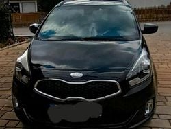 Schwarz Gebraucht 2014 Kia Carens Edition 7 Van / Kleinbus | 8.300 € (Teuer)