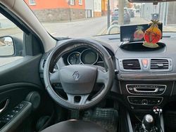 Blau Gebraucht 2010 Renault Mégane III Kombi | 2.400 € (Fairer Preis)