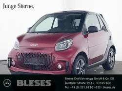 Rot Gebraucht 2024 Smart ForTwo Electric Drive Exclusive Cabrio | 19.900 € (Etwas zu teuer)
