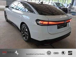 Glacier white metallic Gebraucht 2024 VW ID.7 Pro Limousine | 43.970 € (Guter Preis)