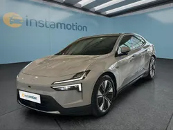 Weiß Gebraucht 2024 Polestar 4 SUV | 47.899 € (Fairer Preis)