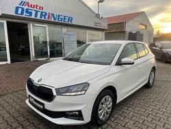 Weiß Gebraucht 2024 Skoda Fabia Essence Kleinwagen | 18.490 € (Fairer Preis)