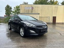 Schwarz Gebraucht 2014 Hyundai i30 Trend Kleinwagen | 5.800 € (Guter Preis)