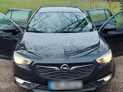 Schwarz Gebraucht 2025 Opel Insignia Kombi | 13.700 €