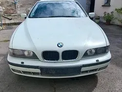 Andere außenfarben Gebraucht 2000 BMW 523 Kombi | 2.500 € (Teuer)