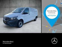 Weiß Gebraucht 2022 Mercedes Vito Van / Kleinbus | 28.548 € (Fairer Preis)