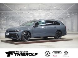 Delfingrau metallic Gebraucht 2024 VW Golf VIII R-line Kombi | 43.480 €