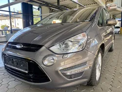 Braun Gebraucht 2012 Ford S-MAX Titanium Van / Kleinbus | 8.700 € (Etwas zu teuer)