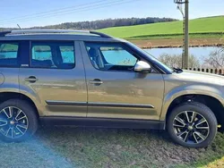 Grün Gebraucht 2015 Skoda Yeti Outdoor Adventure SUV | 5.950 €