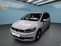 Weiß Gebraucht 2024 VW Touran Van / Kleinbus | 35.299 € (Etwas zu teuer)