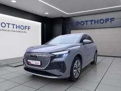 Grau Gebraucht 2022 Audi Q4 e-tron Advanced SUV | 28.750 € (Fairer Preis)