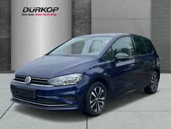 Blau Gebraucht 2019 VW Golf Sportsvan IQ Drive Van / Kleinbus | 18.950 € (Fairer Preis)