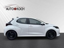 Weiß Neu 2025 Toyota Yaris Hybrid Business Edition Limousine | 23.840 € (Guter Preis)