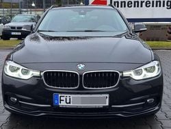 Schwarz Gebraucht 2017 BMW 318 Shadowline Kombi | 12.800 € (Guter Preis)
