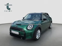 british racing green (metallic) Gebraucht 2024 Mini Cooper S Kleinwagen | 30.950 € (Etwas zu teuer)