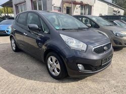 Grau Gebraucht 2013 Kia Venga FIFA World Cup Edition Kleinwagen | 8.499 € (Fairer Preis)