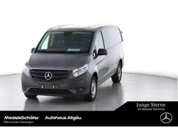 Selenitgrau (metallic) Gebraucht 2021 Mercedes e-Vito Van / Kleinbus | 17.671 € (Etwas zu teuer)