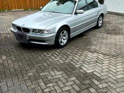 Grau Gebraucht 2000 BMW 728 Limousine | 15.000 €
