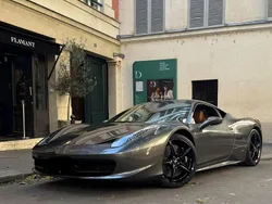 Grau Gebraucht 2011 Ferrari 458 | 167.000 €