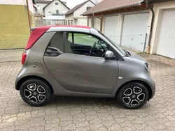 Grau Gebraucht 2017 Smart ForTwo Cabrio Cabrio | 16.290 € (Etwas zu teuer)