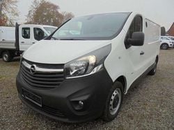 Weiß Gebraucht 2018 Opel Vivaro Van / Kleinbus | 10.948 € (Superpreis)