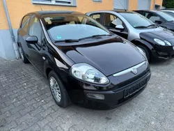 Schwarz Gebraucht 2010 Fiat Punto Active Kleinwagen | 2.880 € (Fairer Preis)
