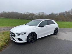 Weiß Gebraucht 2020 Mercedes A200 AMG line Limousine | 22.900 € (Fairer Preis)