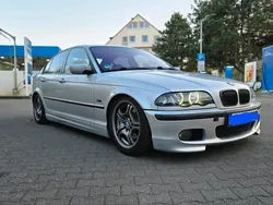 Silber Gebraucht 1999 BMW 328 Limousine | 6.500 € (Teuer)
